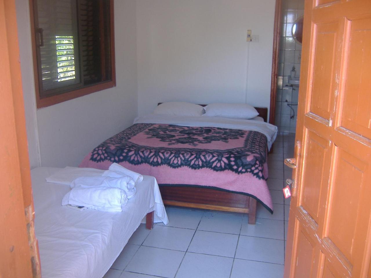 Theresa Hotel At Karpaz Peninsula Agia Trias ภายนอก รูปภาพ