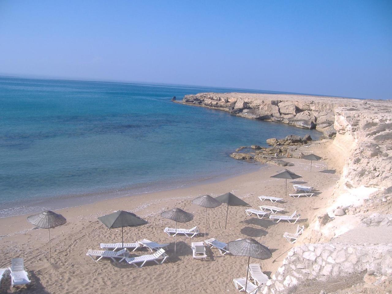 Theresa Hotel At Karpaz Peninsula Agia Trias ภายนอก รูปภาพ
